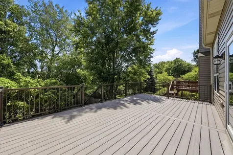 546 Tewksbury Circle Oswego IL 60543