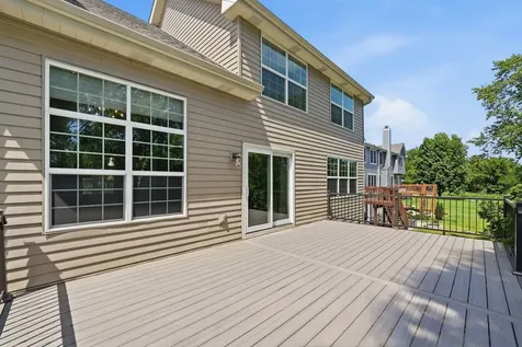 546 Tewksbury Circle Oswego IL 60543