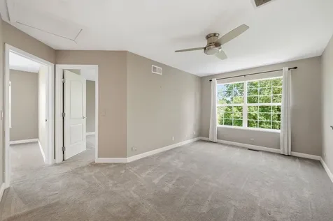 546 Tewksbury Circle Oswego IL 60543