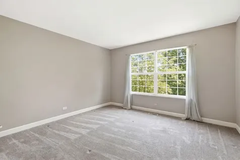 546 Tewksbury Circle Oswego IL 60543