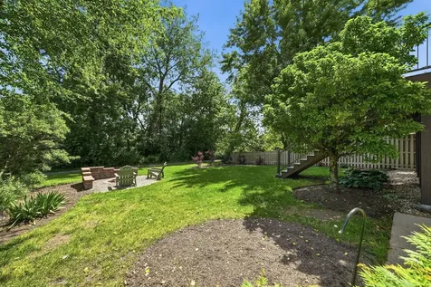 546 Tewksbury Circle Oswego IL 60543