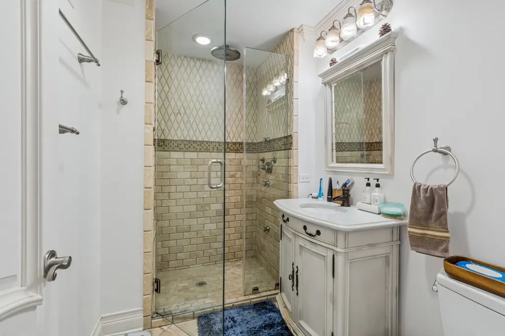 1629 South Prairie Avenue Chicago IL 60616