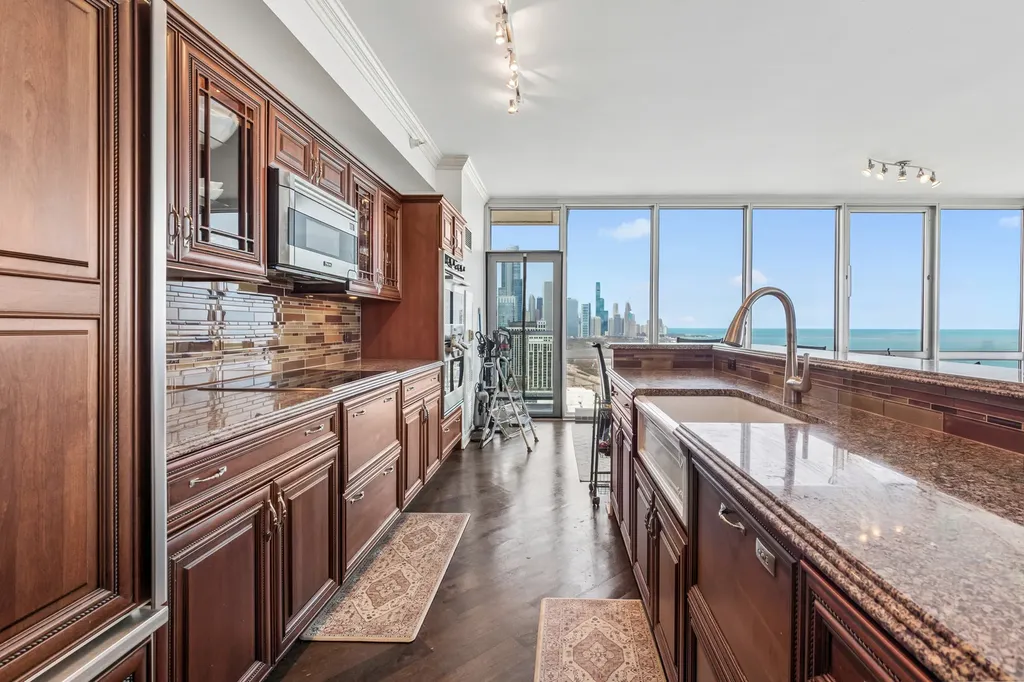 1629 South Prairie Avenue Chicago IL 60616