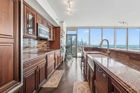 1629 South Prairie Avenue Chicago IL 60616