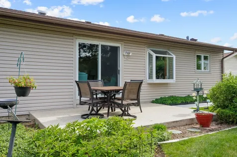 230 Yarmouth Road Elk Grove Village IL 60007