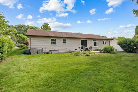 230 Yarmouth Road Elk Grove Village IL 60007