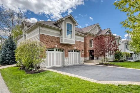119 Roslyn Road Barrington IL 60010