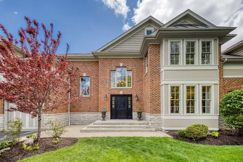 119 Roslyn Road Barrington IL 60010