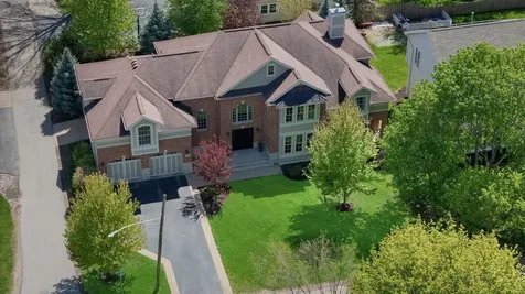 119 Roslyn Road Barrington IL 60010