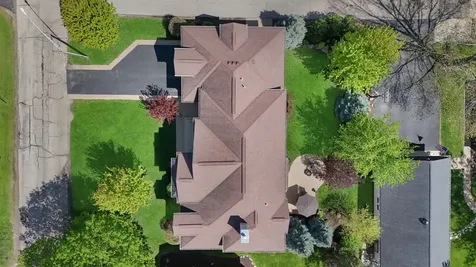 119 Roslyn Road Barrington IL 60010