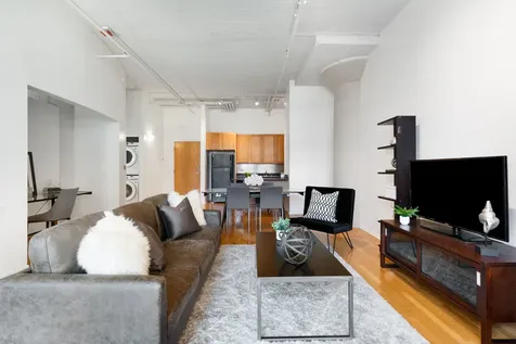 1530 South State Street Chicago IL 60605