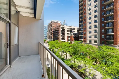 1530 South State Street Chicago IL 60605