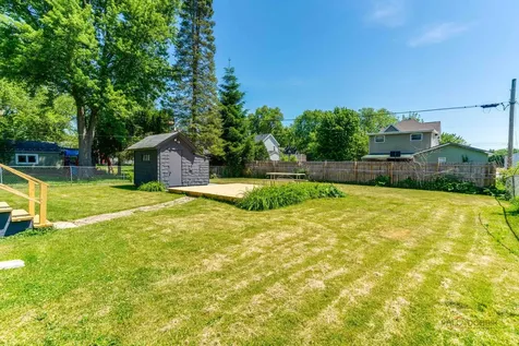 7 Lincoln Street Harvard IL 60033