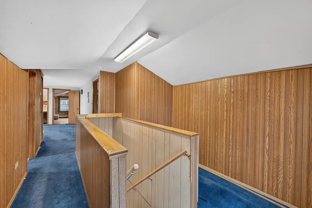 5301 West Cuyler Avenue Chicago IL 60641