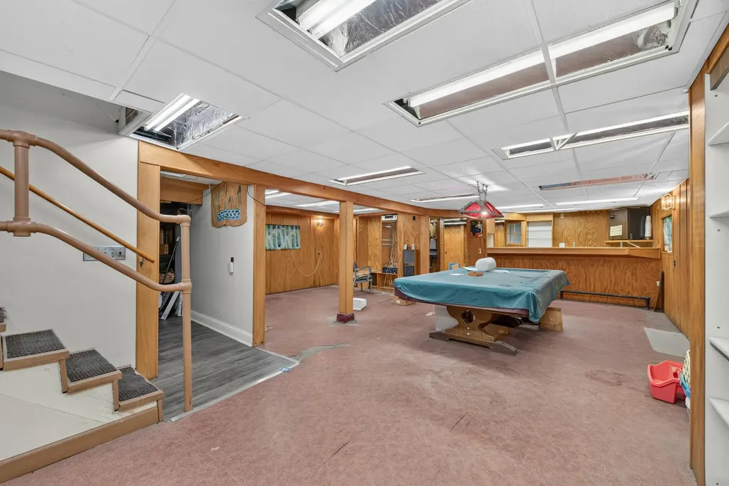 5301 West Cuyler Avenue Chicago IL 60641