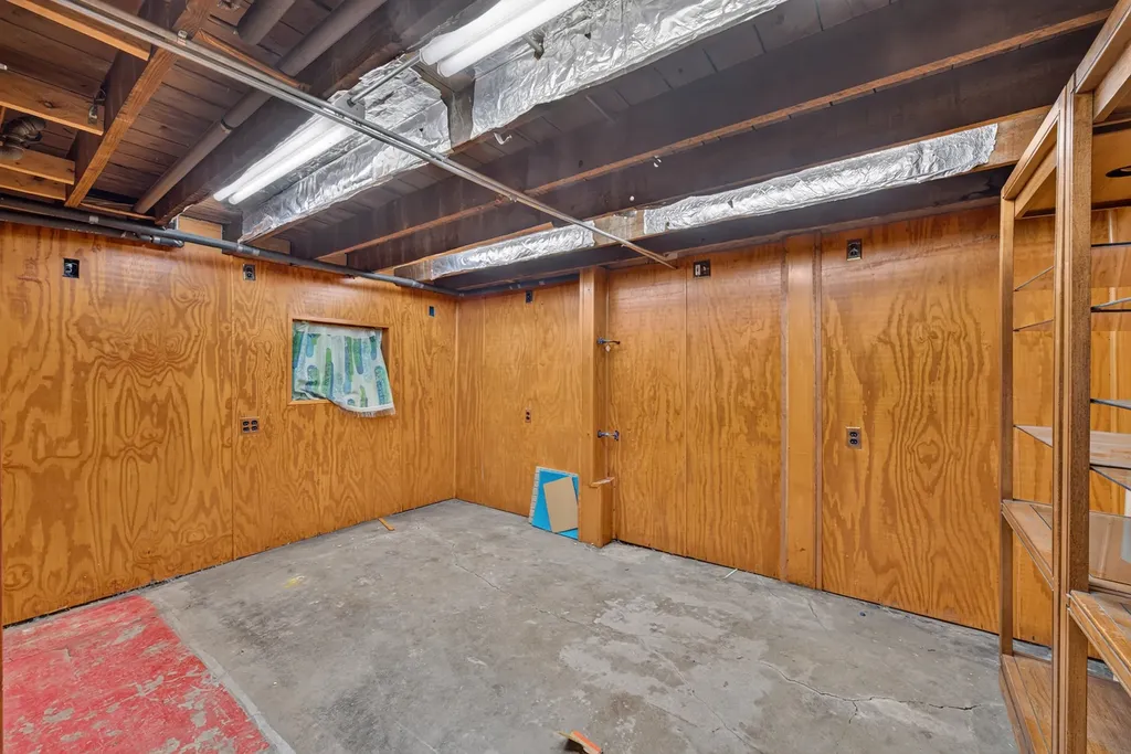 5301 West Cuyler Avenue Chicago IL 60641