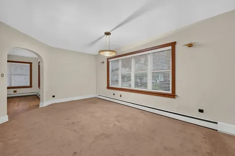 5301 West Cuyler Avenue Chicago IL 60641