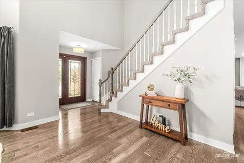 1594 Lois Ann Lane Naperville IL 60563