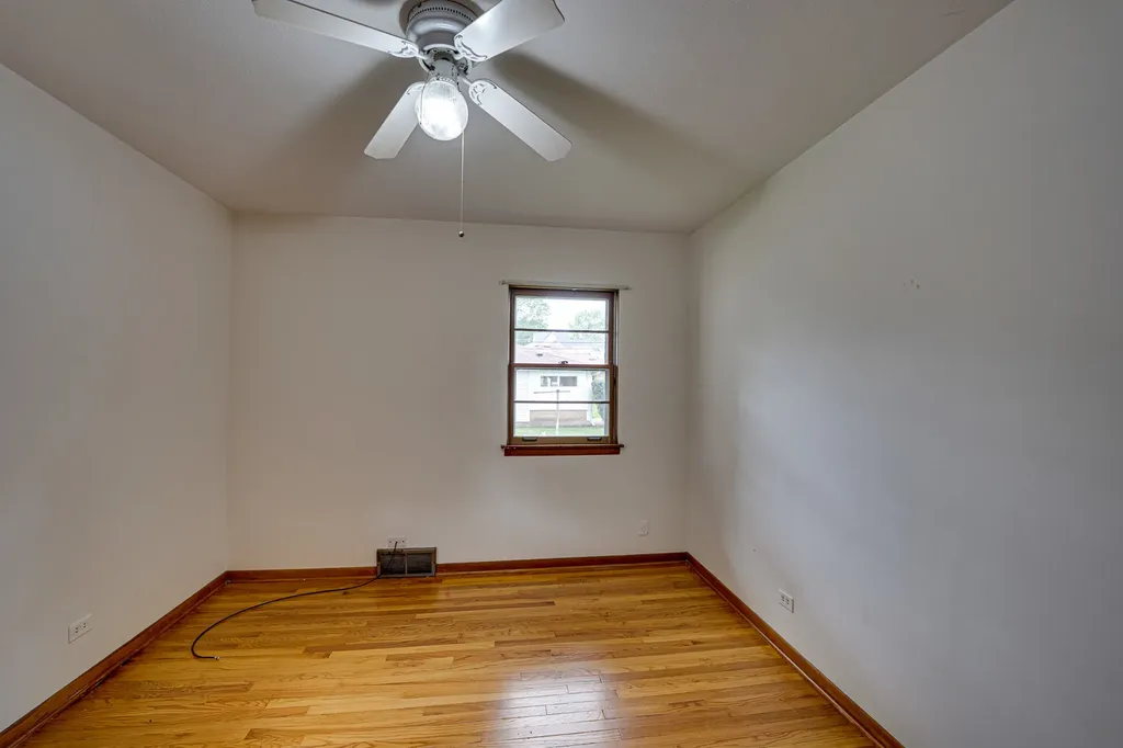 1221 North Webster Street Naperville IL 60563