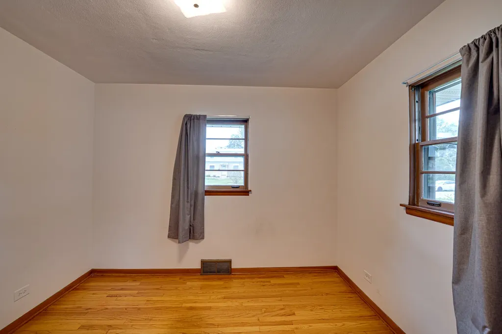 1221 North Webster Street Naperville IL 60563