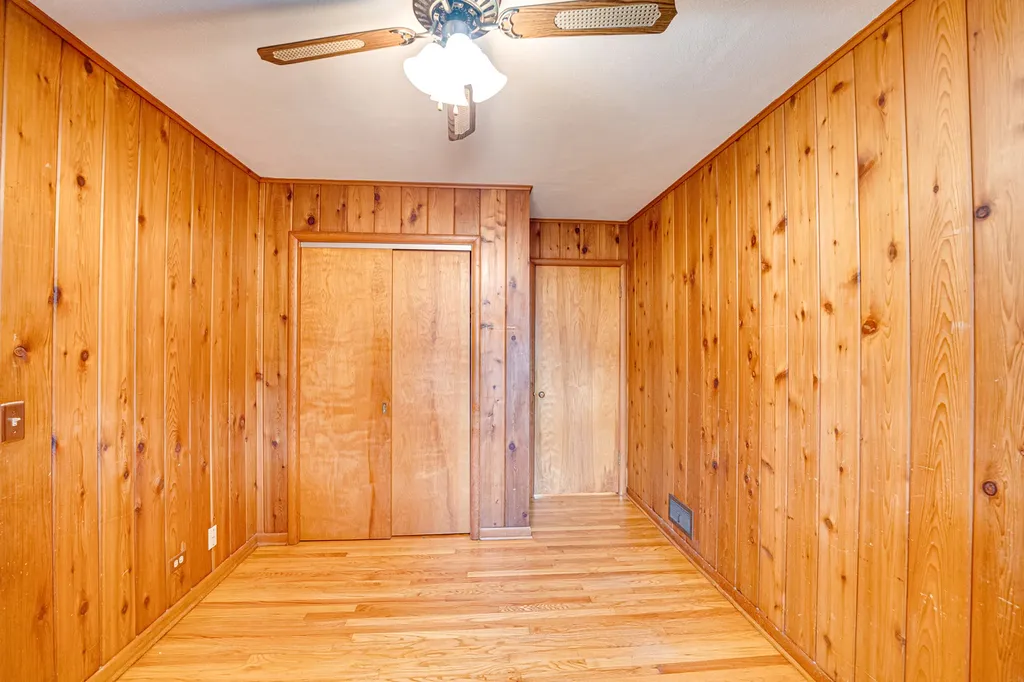 1221 North Webster Street Naperville IL 60563