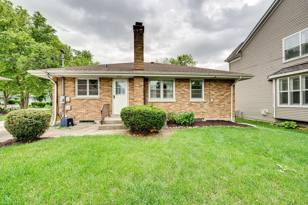 1221 North Webster Street Naperville IL 60563