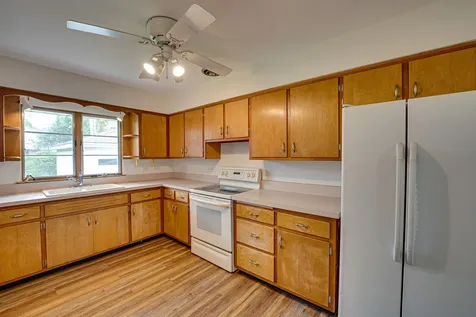 1221 North Webster Street Naperville IL 60563