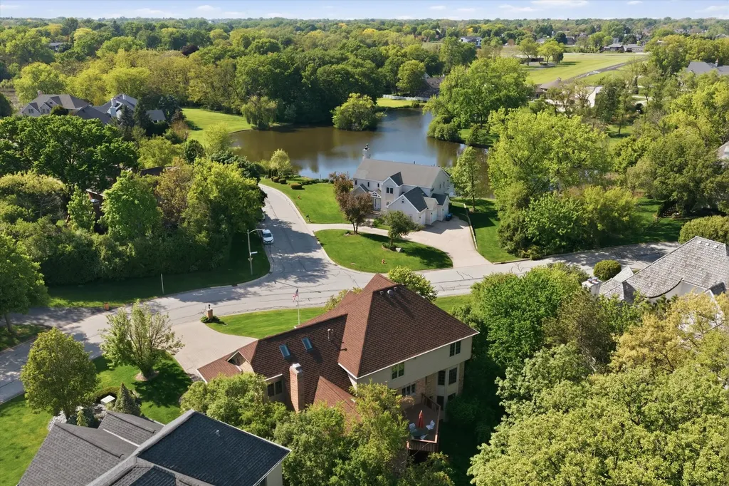 8701 Lake Ridge Drive Darien IL 60561