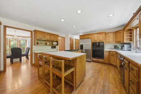 8701 Lake Ridge Drive Darien IL 60561