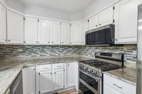 951 Grissom Trail Elk Grove Village IL 60007