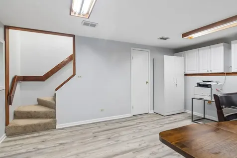 951 Grissom Trail Elk Grove Village IL 60007