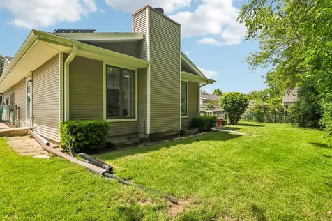 951 Grissom Trail Elk Grove Village IL 60007