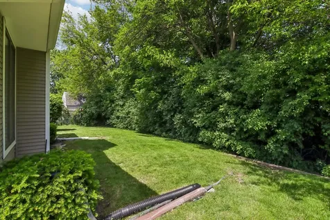 951 Grissom Trail Elk Grove Village IL 60007