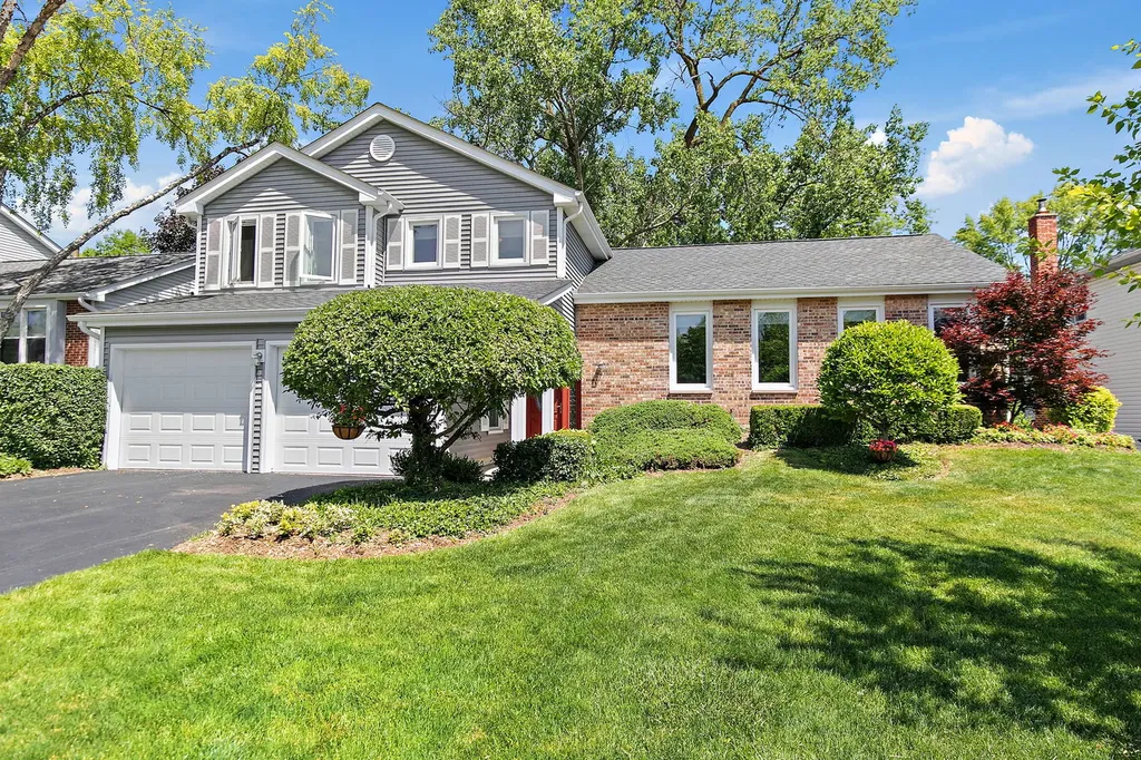 304 Carmelhead Lane Schaumburg IL 60193