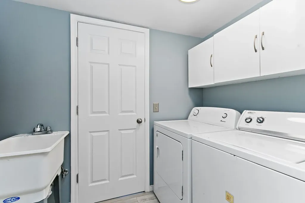 304 Carmelhead Lane Schaumburg IL 60193