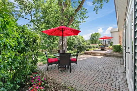 304 Carmelhead Lane Schaumburg IL 60193