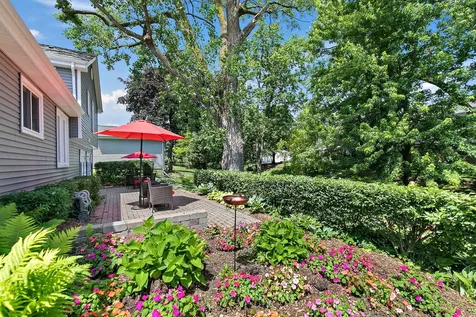 304 Carmelhead Lane Schaumburg IL 60193