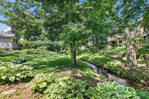 304 Carmelhead Lane Schaumburg IL 60193