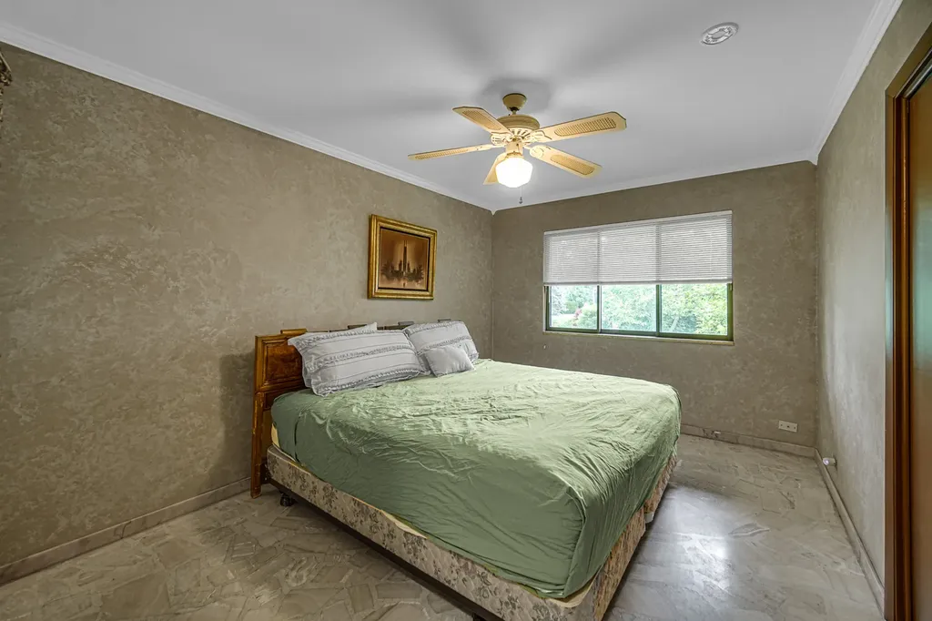 3620 Douglas Road Downers Grove IL 60515