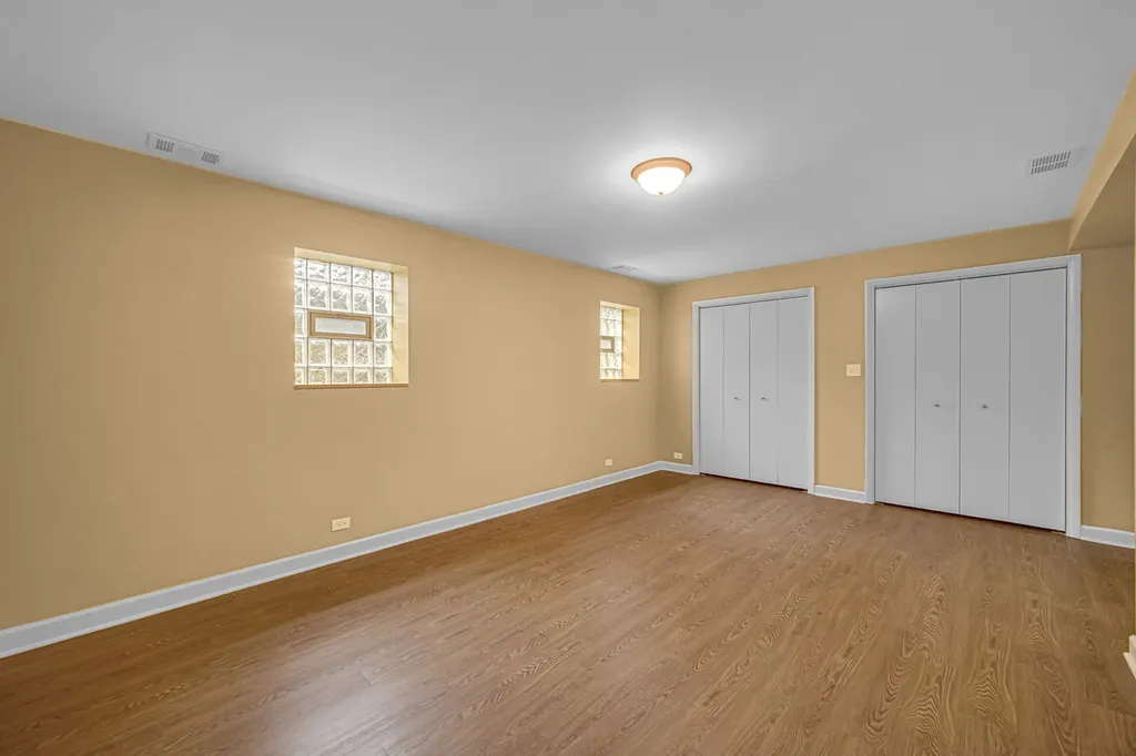 3620 Douglas Road Downers Grove IL 60515