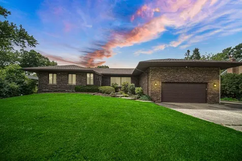 3620 Douglas Road Downers Grove IL 60515