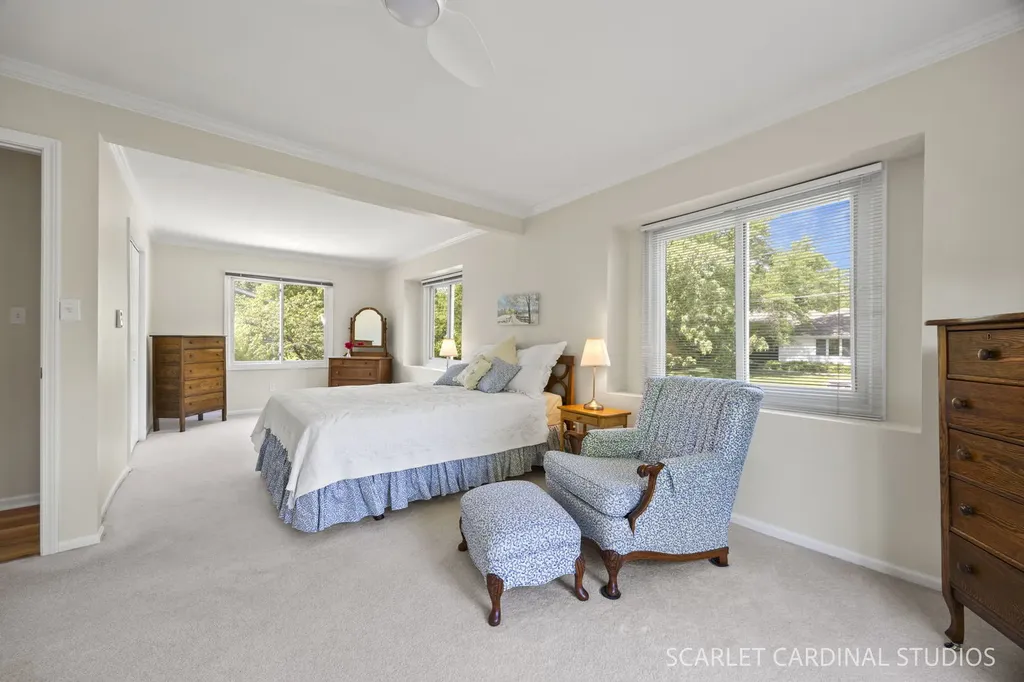 N385 Silverleaf Boulevard Wheaton IL 60187