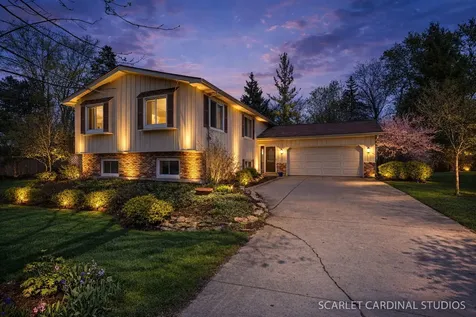 N385 Silverleaf Boulevard Wheaton IL 60187