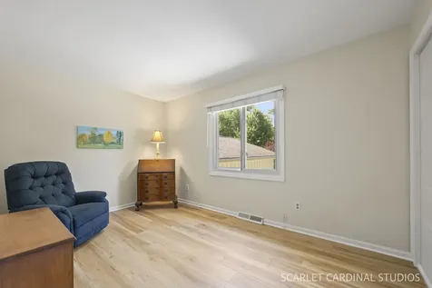 N385 Silverleaf Boulevard Wheaton IL 60187