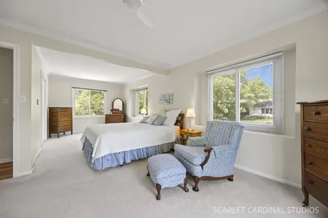 N385 Silverleaf Boulevard Wheaton IL 60187