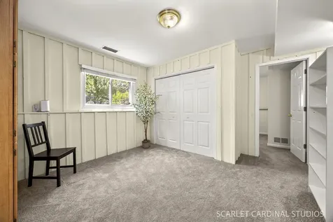 N385 Silverleaf Boulevard Wheaton IL 60187