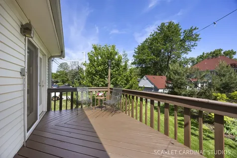 N385 Silverleaf Boulevard Wheaton IL 60187
