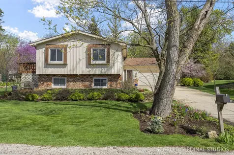 N385 Silverleaf Boulevard Wheaton IL 60187