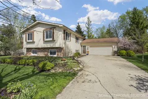 N385 Silverleaf Boulevard Wheaton IL 60187