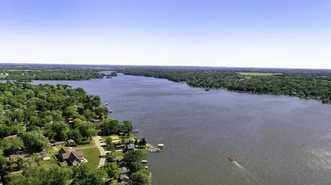 2276 Redwood Trail Wonder Lake IL 60097